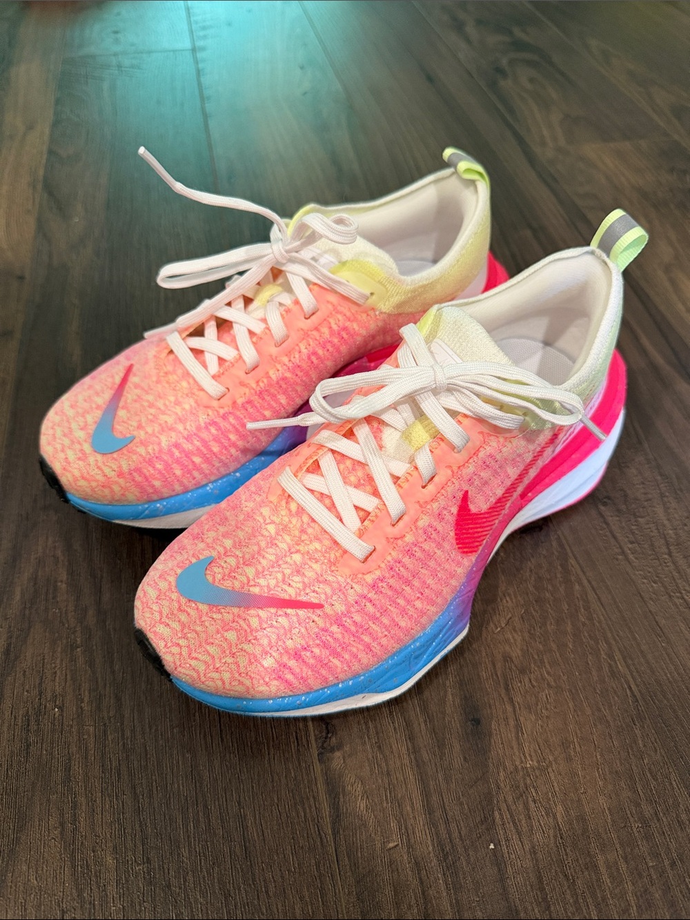 Nike Women’s ZoomX Invincible Run 3 - volt pink, yellow, blue - 6.5